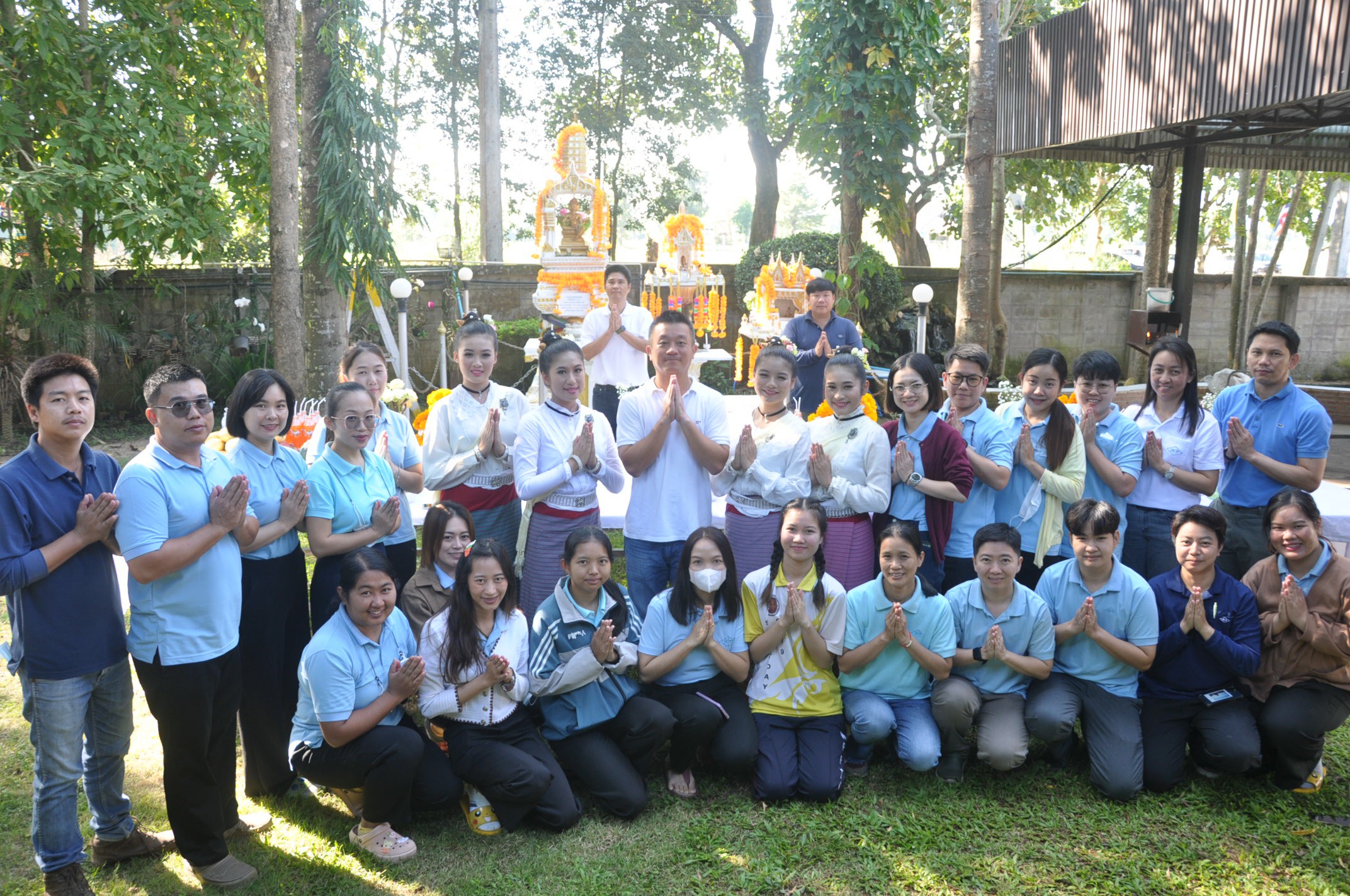 ไหว้พระพรหม
